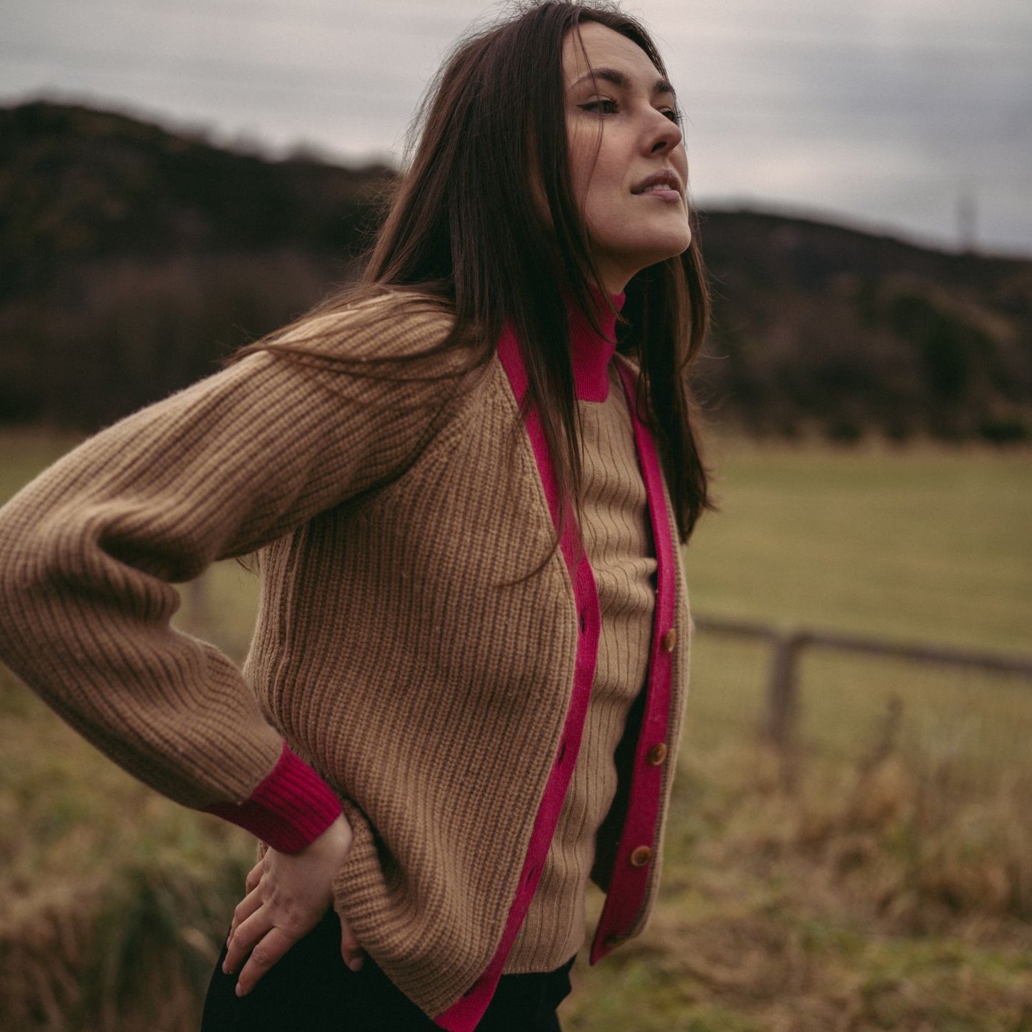 Michelle Wool Cardigan Camel & Lipstick Pink