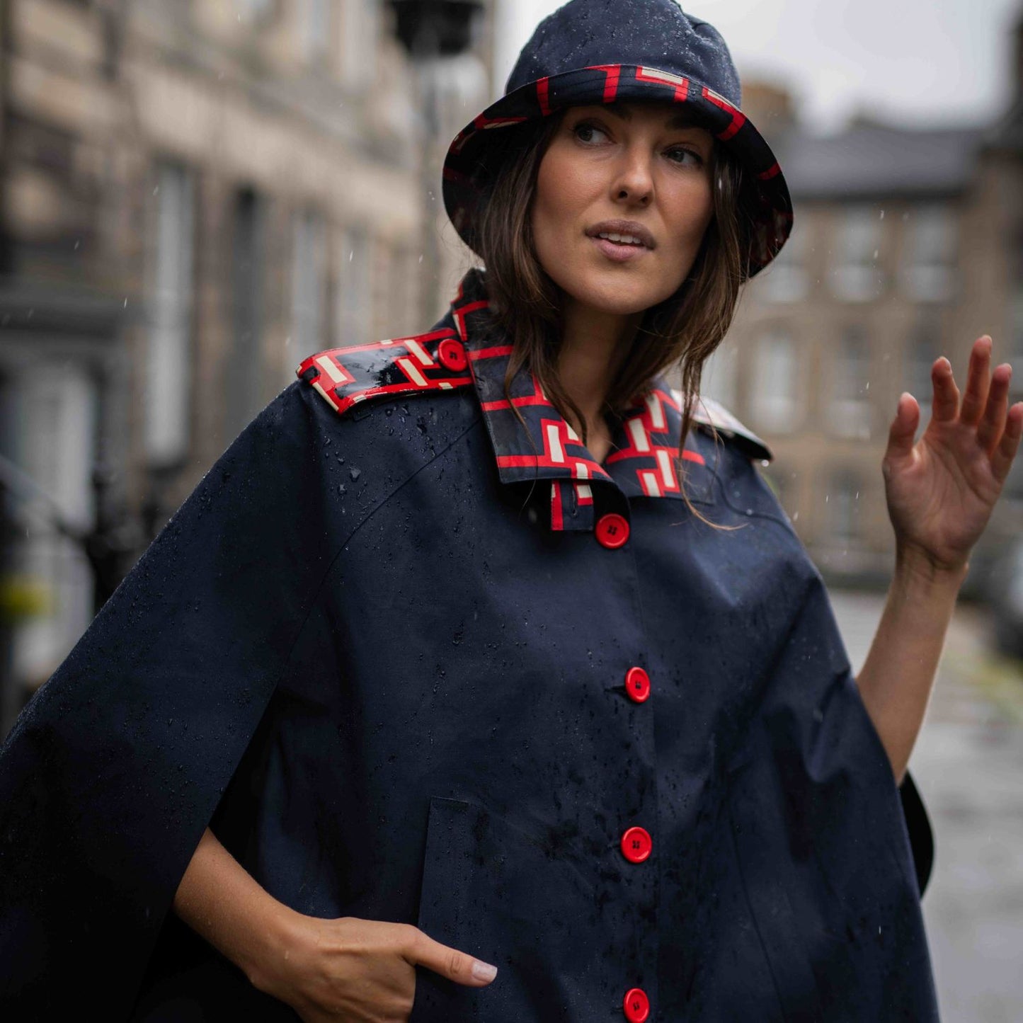 Nadia Cape Navy/Silk