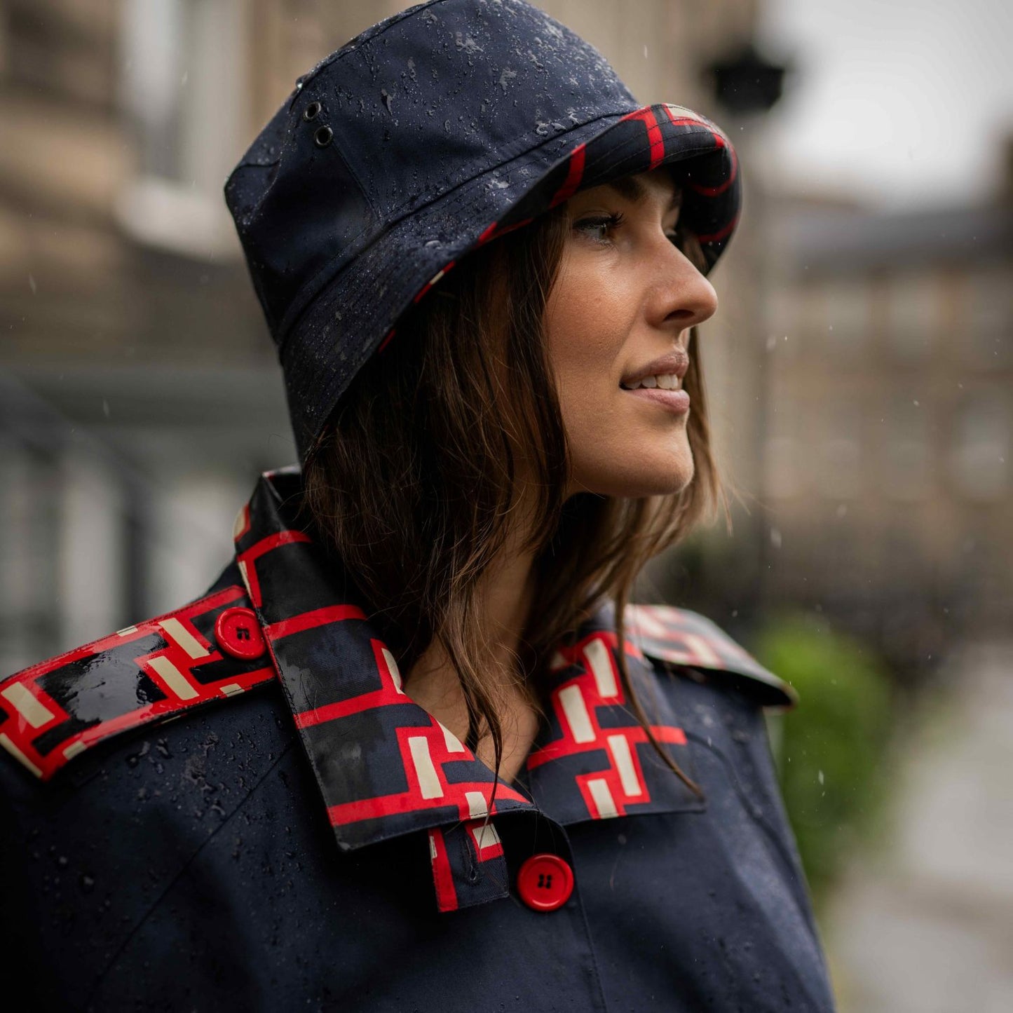 Nadia Cape Navy/Silk