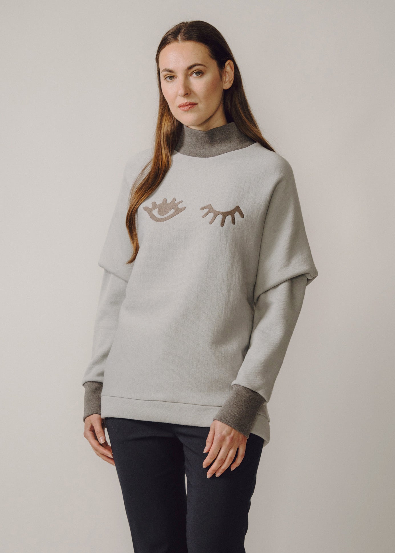 Big Eye Clara Sweatshirt