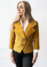 Load image into Gallery viewer, Elena in Yellow Gold - Limited edition of 6